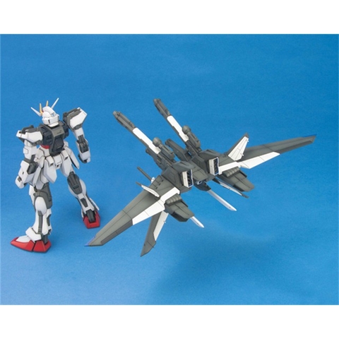 Mô hình MG GAT-X105 Strike Gundam IWSP Bandai 4573102641274