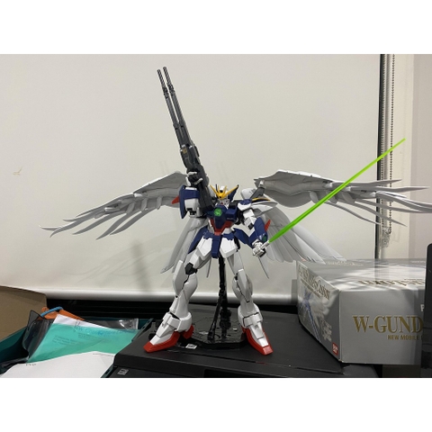 Mô hình Lắp Ráp PG W-Gundam Wing Zero Custom Bandai 4573102638250