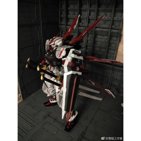Mô hình láp ráp Gundam PG 1/60 Nilson Works Astray Red Frame + Flight Unit Ver 2.0( tặng kèm decal nước huỳnh quang)