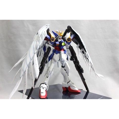 Mô hình Lắp Ráp PG W-Gundam Wing Zero Custom Bandai 4573102638250