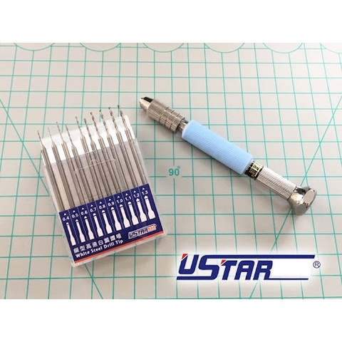 Máy khoan cầm tay UA-91305 + bộ mũi khoan Ustar