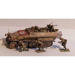 Mô hình lắp ráp xe tăng quân đội Đức German Hanomag Sd.Kfz. 251/1 35020 Tamiya