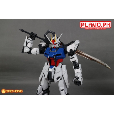 Mô Hình Lắp Ráp PG GAT-X105 Strike Gundam Daban