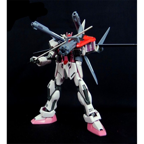 Mô hình lắp ráp Gundam HG Strike Rouge IWSP Bandai 4573102591425