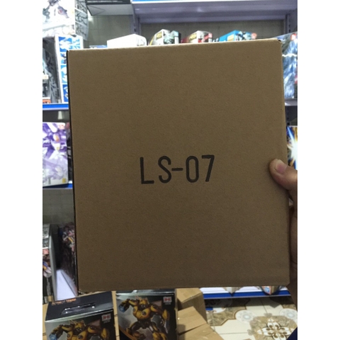 Mô hình lắp ráp Transformers bumblebee LS07 - GDC