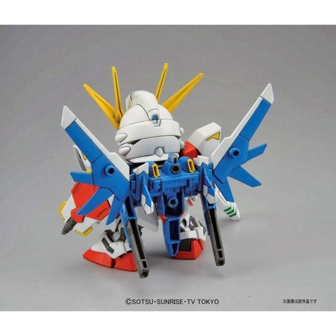 [Bandai] Mô hình SD Build Strike Gundam Full Package - MH GDC