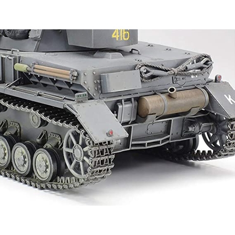 Mô hình lắp ráp xe tăng quân sự Đức 1/35 SCALE GERMAN TANK PANZERKAMPFWAGEN IV Ausf.F 35374 Tamiya