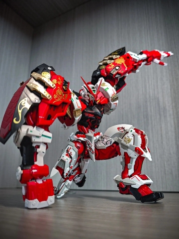 [Tháng 10 có hàng] Mô Hình Lắp Ráp MJH HiRM Astray Powered Red