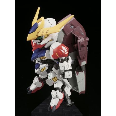 Mô hình lắp ráp SD BB 402 GUNDAM BARBATOS LUPUS DX Bandai