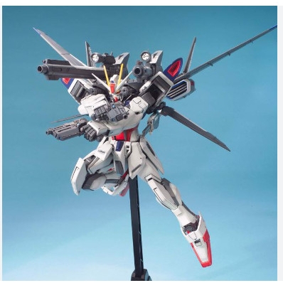 Mô Hình Lắp Ráp Gundam MG 1/100 LUKAS STRIKE E + IWSP ASTRAY Bandai 4543112531452