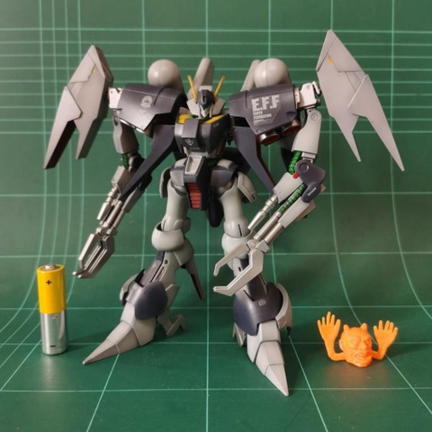 Mô hình lắp ráp Gundam HG Byarlant Custom Bandai 4573102556097
