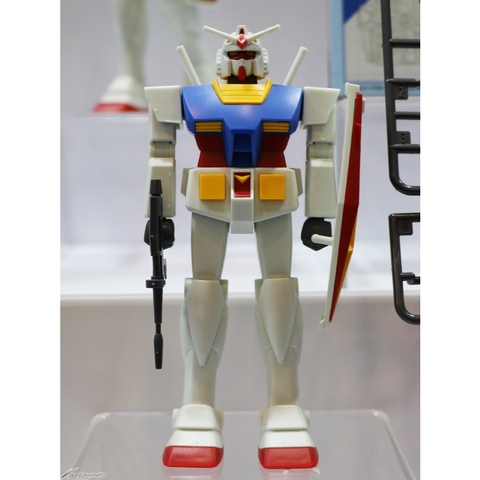 Mô hình BEST MECHA COLLECTION 1/144 RX-78-2 GUNDAM (REVIVAL Ver.) Bandai 4573102674111