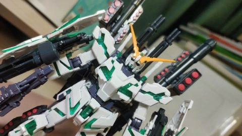 Mô hình lắp ráp HGUC RX-0 Full Armor Unicorn Gundam (Destroy Mode) BL 178 - Daban Model  (Psycho-Frame Green)