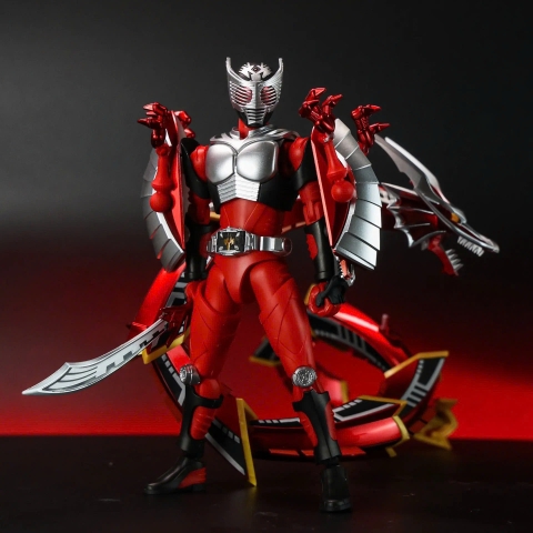 Mô Hình Lắp Ráp Figure Rise Masked Rider Ryuki Kamen Ace Studio 61557 ( Kèm Rồng Dragredder )