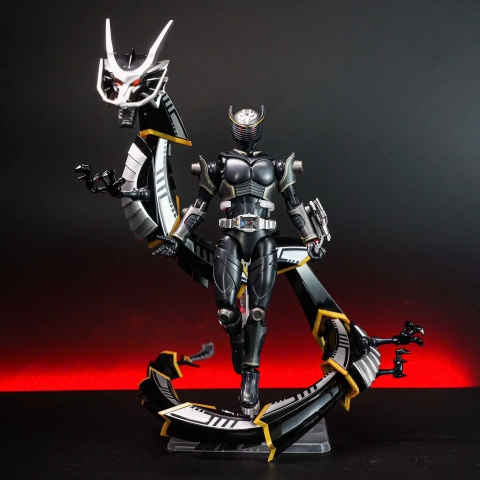 Mô Hình Lắp Ráp Figure Rise Masked Rider Ryuga Kamen Ace Studio 63933 ( Kèm Rồng Black Dragredder )
