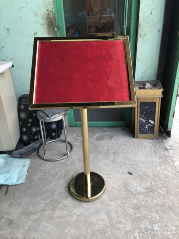 Bảng menu A3 mạ vàng