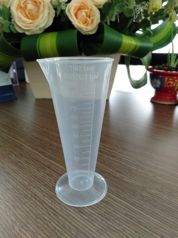 Ly đong nhựa 100ml L2001 (chịu nhiệt)