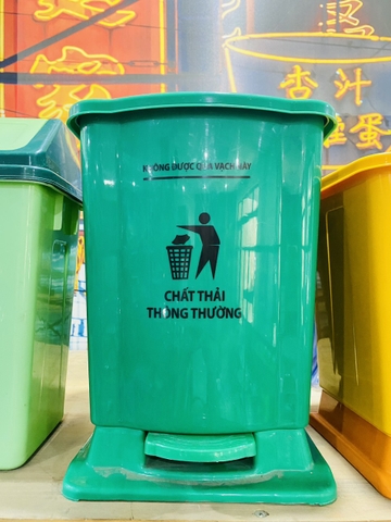 Thùng rác Y tế