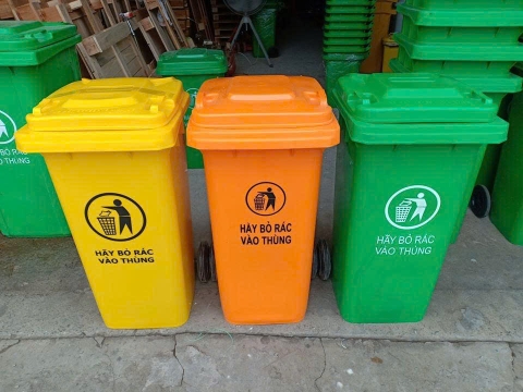Thùng rác nhựa 240 lít