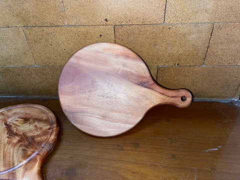 Khay Gỗ Tròn Pizza Tay Cầm 30cm