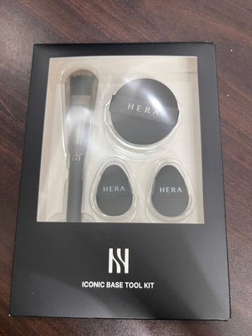 Set 4 món Hera Iconic Base Tool Kit (1 cọ + 3 mút)