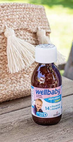 Vitabiotics Wellbaby Multi-Vitamin Liquid (6 tháng – 4 tuổi) - 150ml Nobox