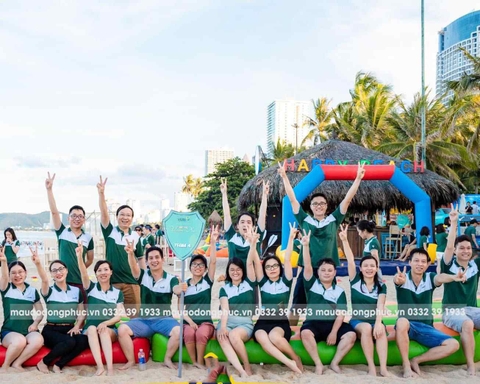 Đồng Phuc Đi Biển Teambuiding Ngân Hàng Vietcombank - Đồng Phục May Thành Việt