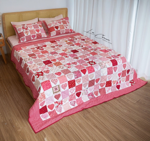 Bộ chăn ghép vải phức tạp hình tim đỏ, chần tay, kích thước 2x2,2m