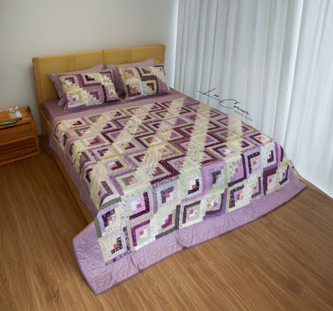 Bộ chăn ghép vải logcabin tím, chần máy, kích thước 2x2,2m
