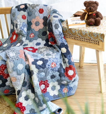 Chăn ghép đơn, lục giác cạnh 3cm, chần tay, 1.5x1.2m