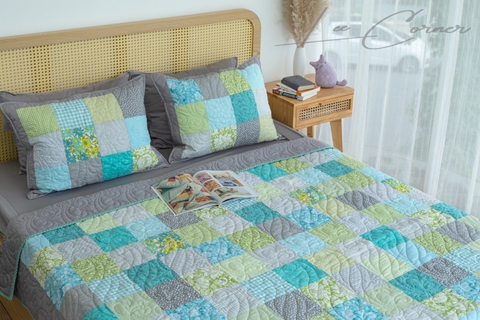 Chăn ghép vải phức tạp hình vuông, màu xám xanh, chần máy, size 2x2,2m