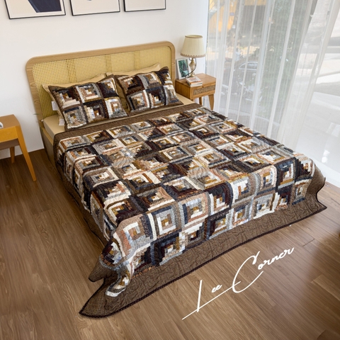 Chăn ghép vải logcabin, chần máy màu nâu đất đậm size 2x2,2m