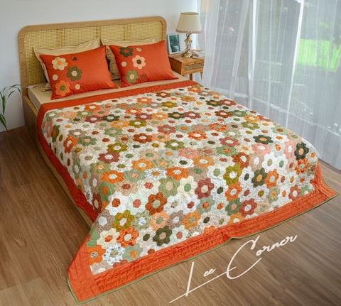 Bộ chăn ghép vải hình lục giác cạnh 3cm, tone màu cam đất, chần tay, size 2x2,2