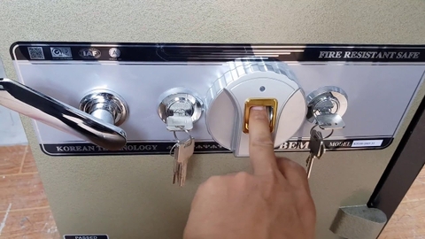 Cách mở két sắt Việt Tiệp nhanh chóng chỉ trong 20 giây