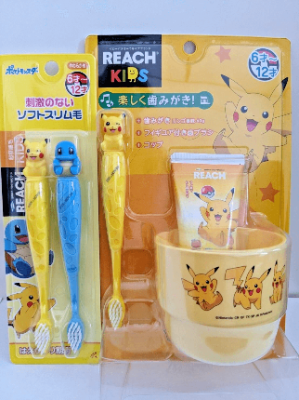 Set 3 món (Kem ĐR Hương táo+bàn chải+cốc) Reach Kids Pikachu (Nhật) bé 6-12T