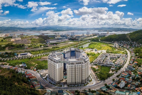 CHO THUÊ CĂN HỘ 2PN 2WC CHUNG CƯ DRAGON CASTLE HẠ LONG Hotline 093631939