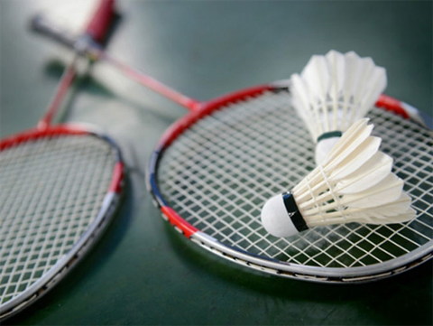 Có nên mua vợt cầu lông Yonex cũ?
