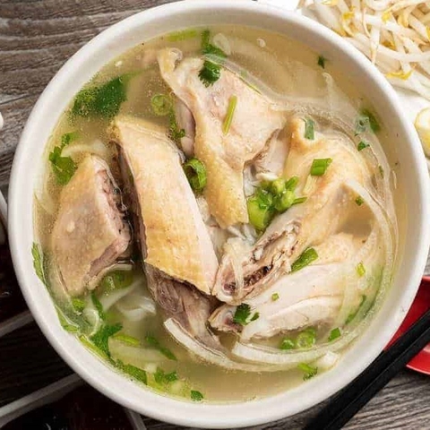 Phở Đùi Cánh Gà