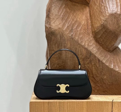 Túi Xách Celine Lola 2025 Da Bê Size 21cm
