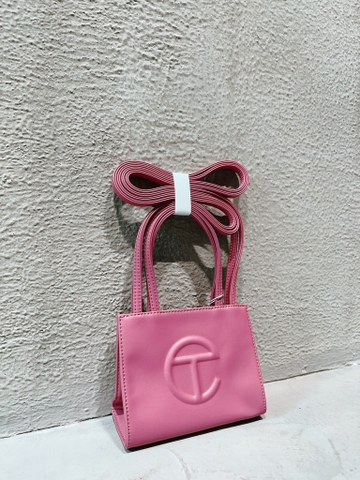 Túi Telfar hồng đậm