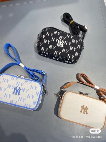 Túi Đeo Chéo MLB Mini Monogram Jacquard Cổ Điển New York Yankees ss2024