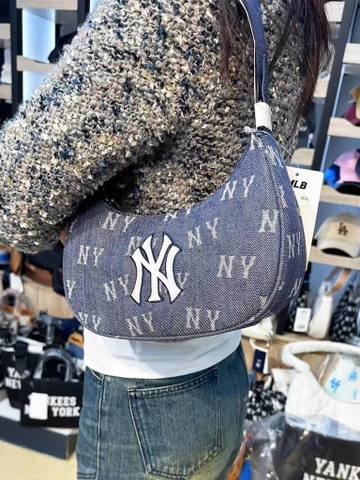 Túi Hobo Denim MLB Monogram New York Yankees Da Bò