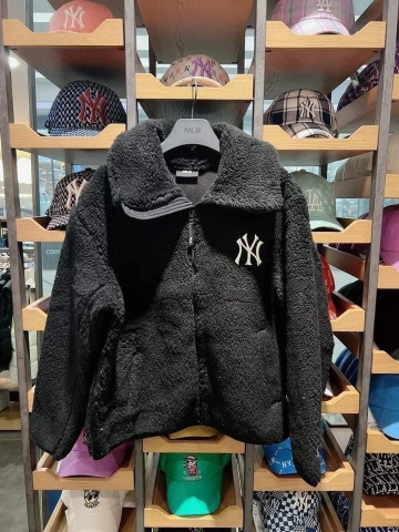 Áo lông cừu MLB