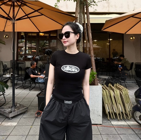 Áo Bad Blood chữ Bad chấm bi ss 2025
