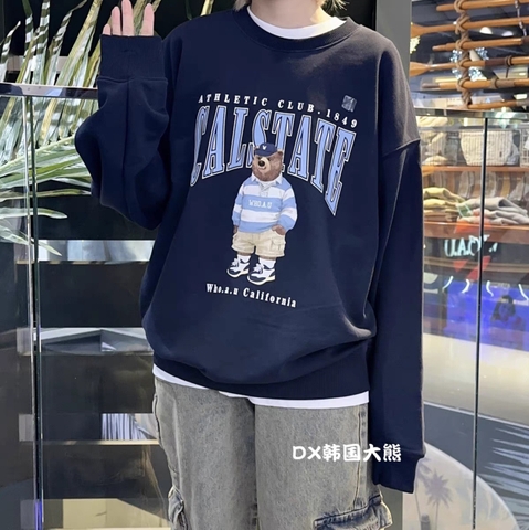 Áo Nỉ Sweater Whoau WHMWD2221U Màu Xanh Ivory