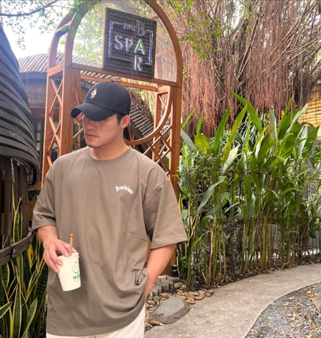 Áo Phông ADLV Acmé de la vie Logo Gấu Lưng Màu Nâu
