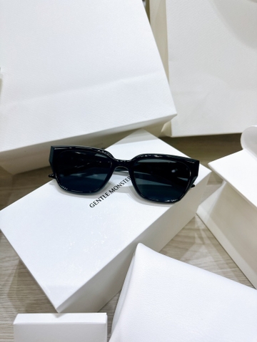 Kính Mát Gentle Monster Sunglasses Nabi 01 Màu Đen