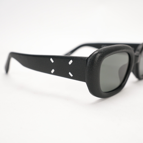 Kính Mát Gentle Monster Maison Margiela 106 Leather Màu Đen
