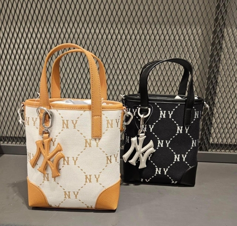 Túi MLB Crossbag Mini Diamond Monogram Trắng Nâu
