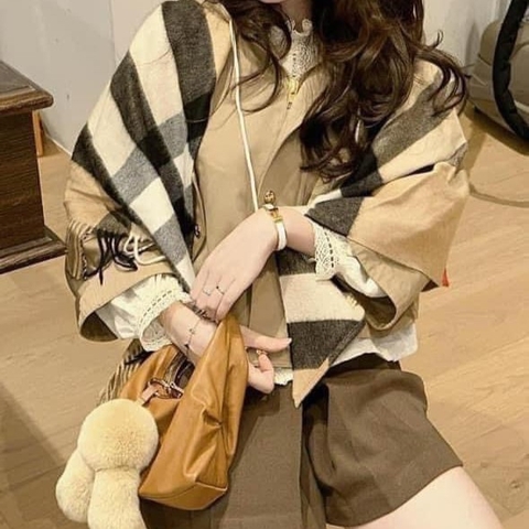 Khăn Chanel Remake Hàn Màu Vàng Cát